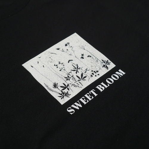 25_Merch_CyanotypeTshirt_BLACK_FrontDesign